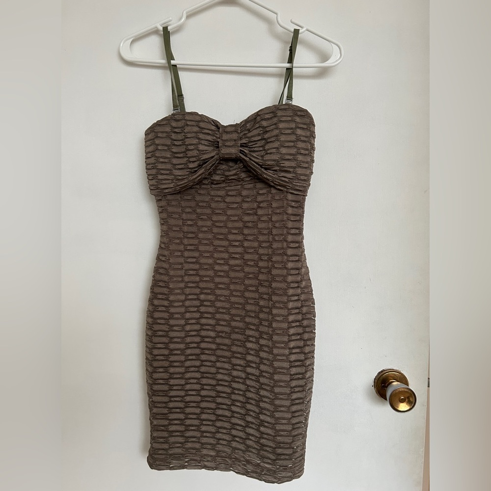 Pick any 3 items for $30 - Picture 4 of 13